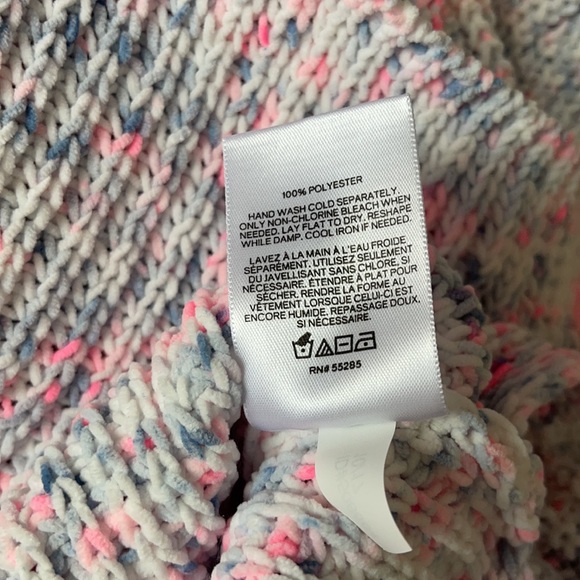 COPY - Express Pullover Sweater - Picture 5 of 5